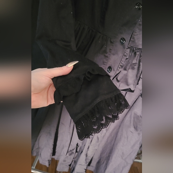 Lip-Service - Blacklist Coat - Picture 5 of 16